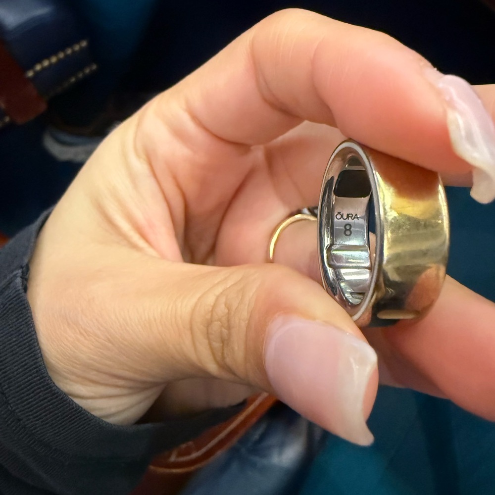 Oura Gold Wellness Ring size 8